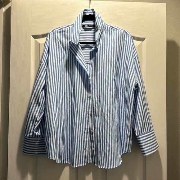 Zara blue and white striped poplin blouse - Picture 1 of 5